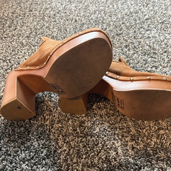 Qupid Tan Suede Studded Platform Mules - Picture 2 of 3